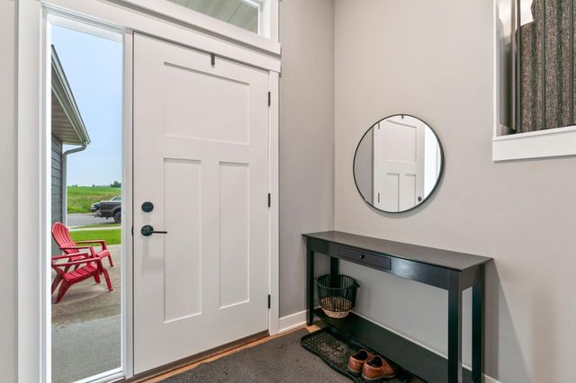 2105 Elk Run Drive SE, Pine Island, MN 55963