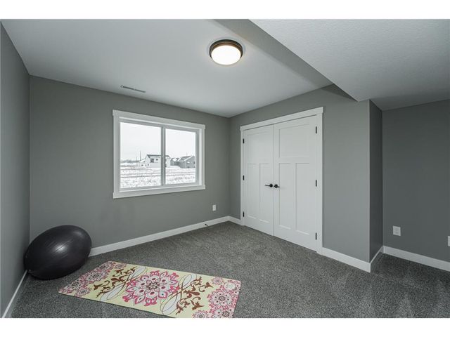 2105 Elk Run Drive SE, Pine Island, MN 55963