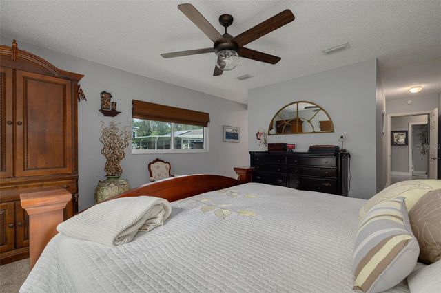 6030 OAK RIDGE AVENUE, New Port Richey, FL 34653