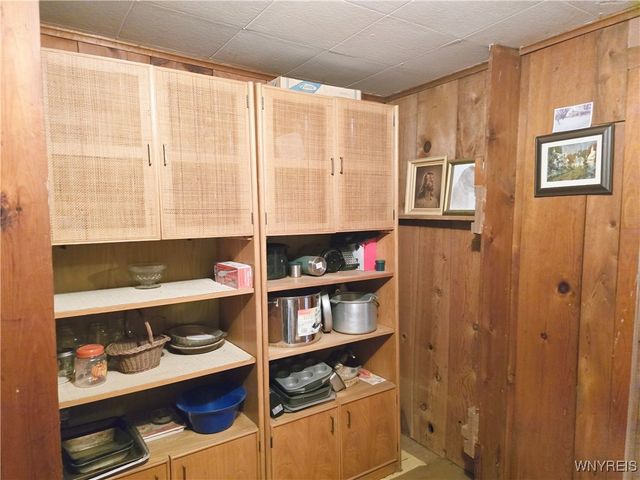 911 Shoreham Street, Carlton, NY 14571