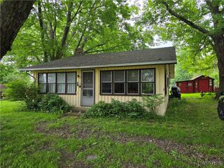 911 Shoreham Street, Carlton, NY 14571