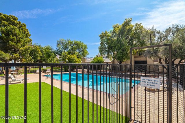 3750 N Country Club Rd Apt 64, Tucson, AZ 85716