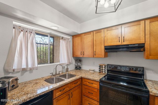 3750 N Country Club Rd Apt 64, Tucson, AZ 85716