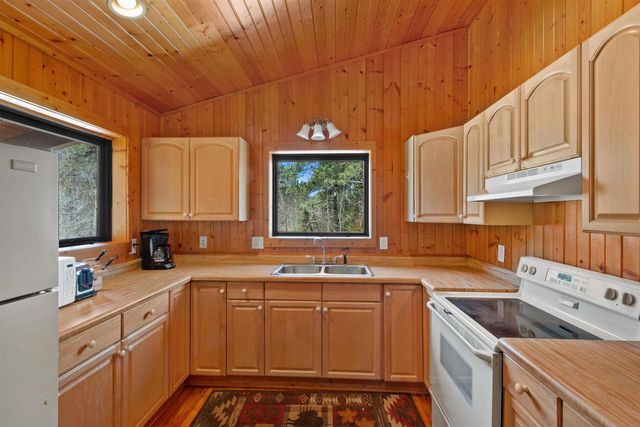 W4315 BROWN DEER COURT, Redgranite, WI 54970