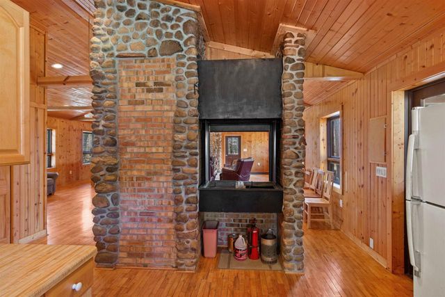 W4315 BROWN DEER COURT, Redgranite, WI 54970