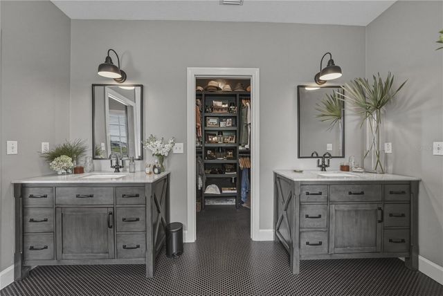 34428 MISSION VALLEY DRIVE, Dade City, FL 33525