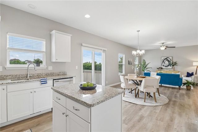 700 Pampas Street, Pleasant Hill, MO 64080
