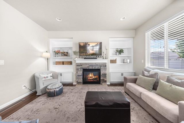 19810 E Snake River Ave, Liberty Lake, WA 99016