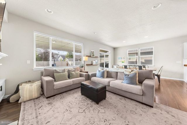 19810 E Snake River Ave, Liberty Lake, WA 99016