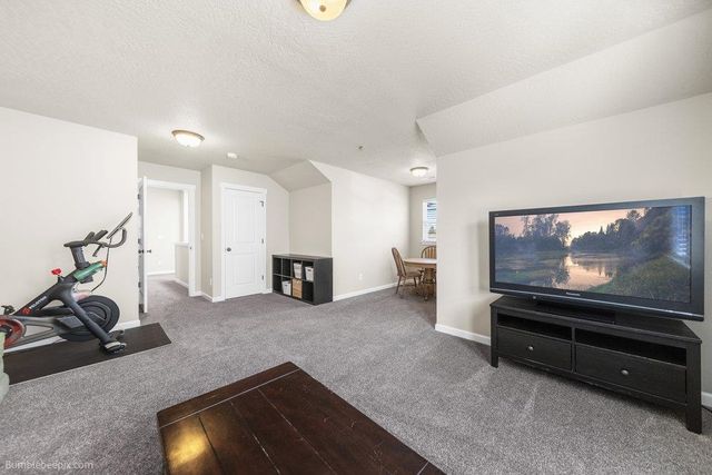 19810 E Snake River Ave, Liberty Lake, WA 99016