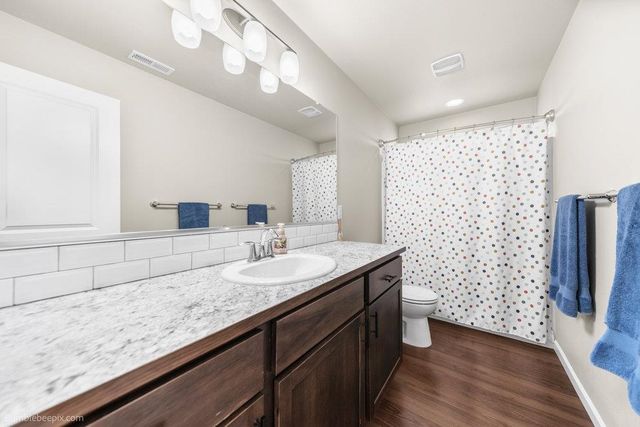 19810 E Snake River Ave, Liberty Lake, WA 99016