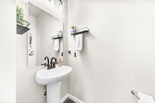 19810 E Snake River Ave, Liberty Lake, WA 99016