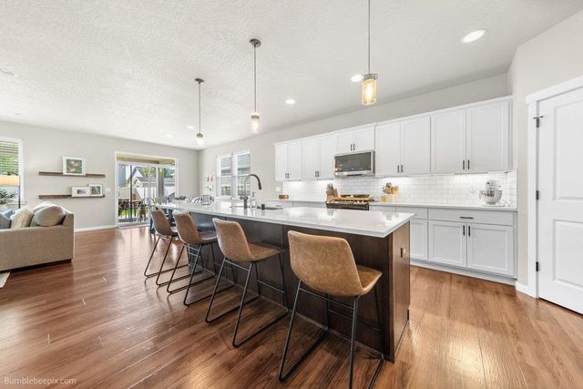 19810 E Snake River Ave, Liberty Lake, WA 99016