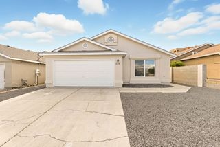 639 STERN Drive NW, Albuquerque, NM 87121