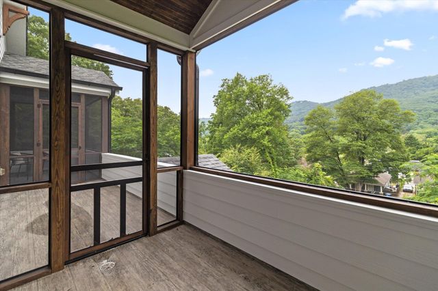 5010 Tennessee Avenue, Chattanooga, TN 37409