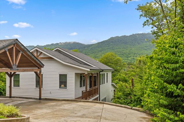5010 Tennessee Avenue, Chattanooga, TN 37409