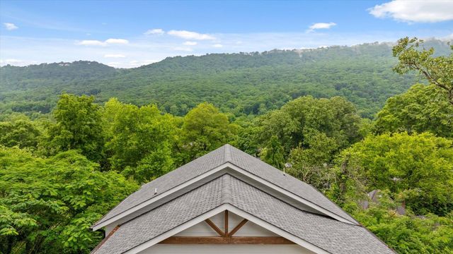 5010 Tennessee Avenue, Chattanooga, TN 37409