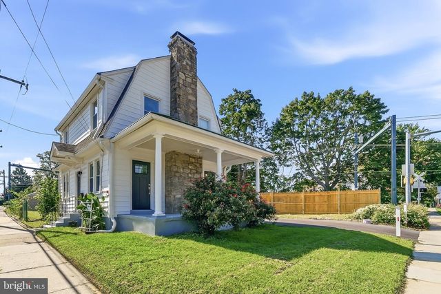 3700 SCHOOL LN, Drexel Hill, PA 19026