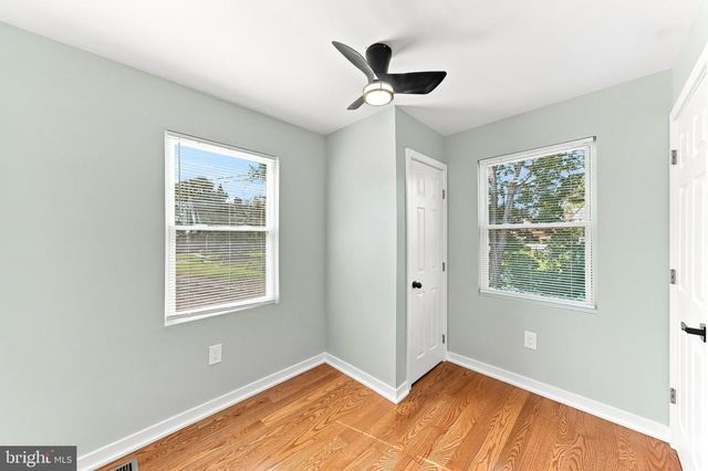 3700 SCHOOL LN, Drexel Hill, PA 19026