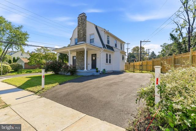3700 SCHOOL LN, Drexel Hill, PA 19026