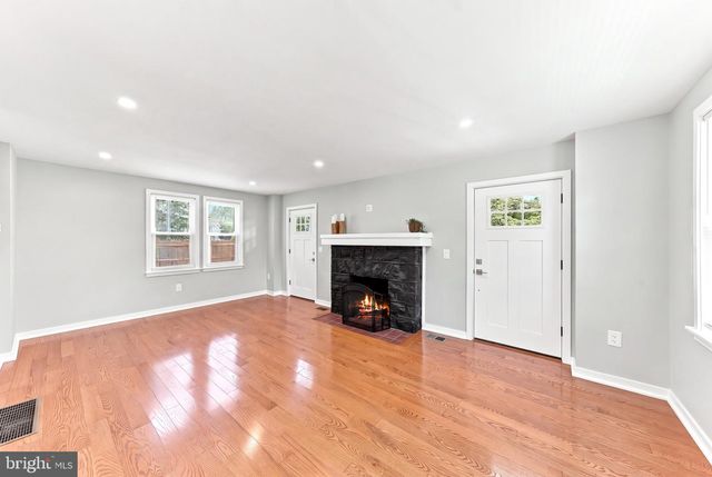 3700 SCHOOL LN, Drexel Hill, PA 19026