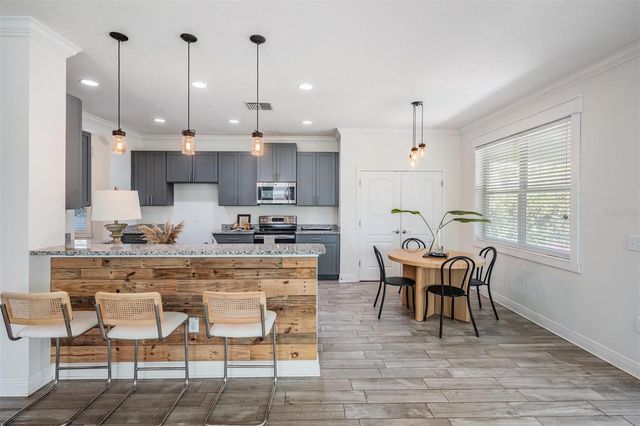 211 N MATANZAS AVENUE, Tampa, FL 33609