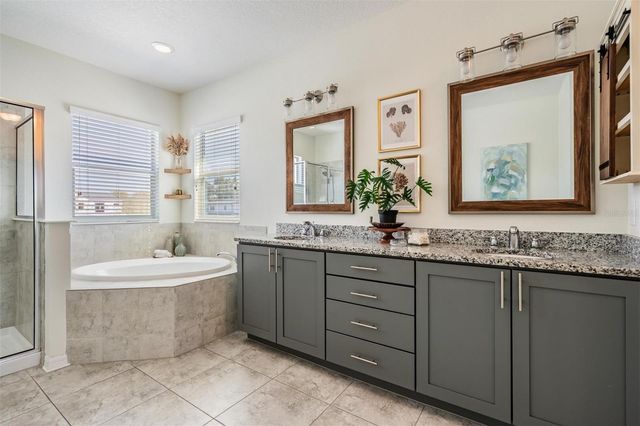 211 N MATANZAS AVENUE, Tampa, FL 33609