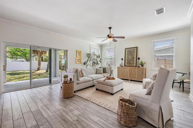 211 N MATANZAS AVENUE, Tampa, FL 33609