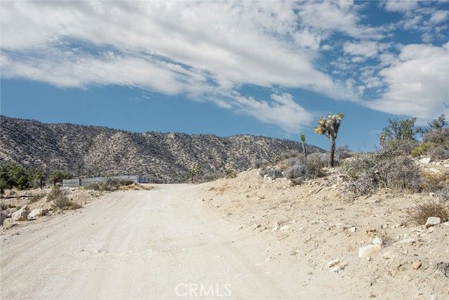 48400 Madison Road, Pioneertown, CA 92268