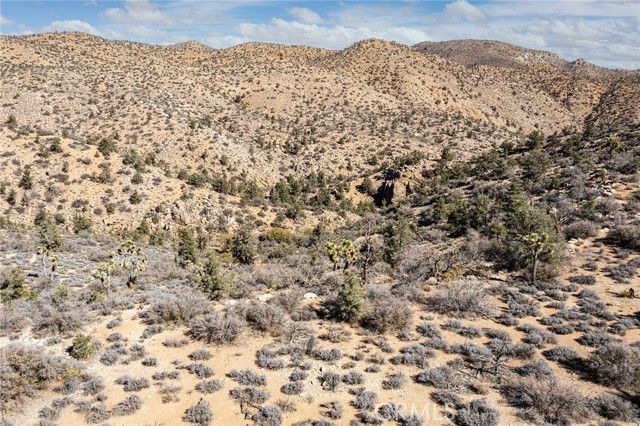 48400 Madison Road, Pioneertown, CA 92268