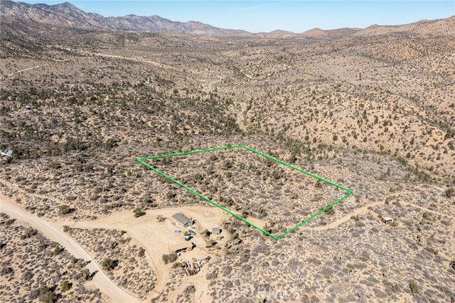 48400 Madison Road, Pioneertown, CA 92268