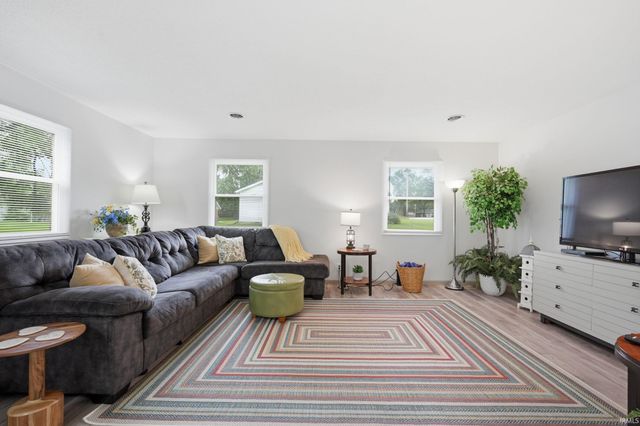 2904 W Moore Road, Muncie, IN 47304