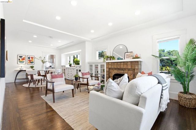 4203 Redding, Oakland, CA 94619