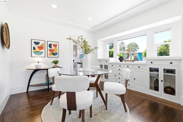4203 Redding, Oakland, CA 94619