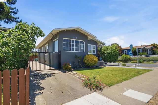 4203 Redding, Oakland, CA 94619