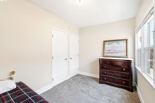 4203 Redding, Oakland, CA 94619