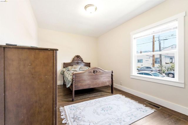 4203 Redding, Oakland, CA 94619