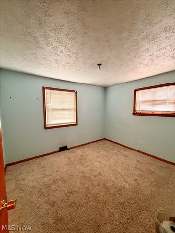 11700 Glamer Drive, Parma, OH 44130