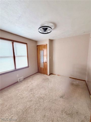 11700 Glamer Drive, Parma, OH 44130