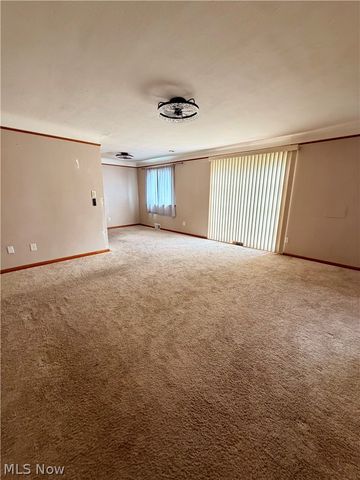 11700 Glamer Drive, Parma, OH 44130