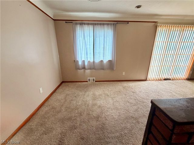 11700 Glamer Drive, Parma, OH 44130