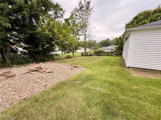 11700 Glamer Drive, Parma, OH 44130