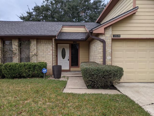 2519 Buffalo Trail, Sugar Land, TX 77479