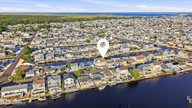 124 Morton Drive, Manahawkin, NJ 08050