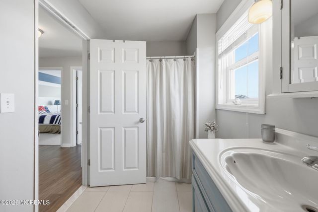 124 Morton Drive, Manahawkin, NJ 08050