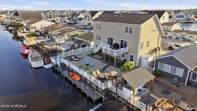 124 Morton Drive, Manahawkin, NJ 08050