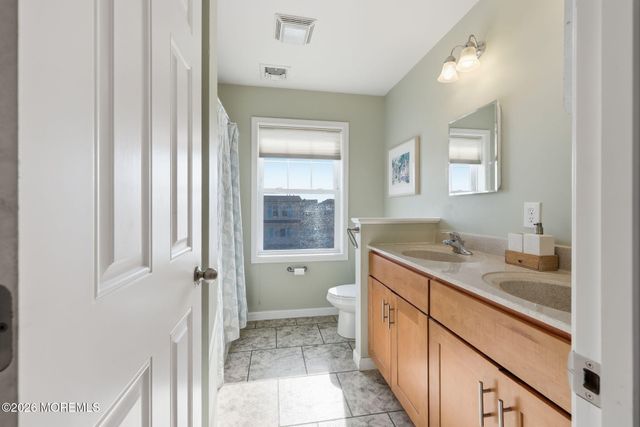 124 Morton Drive, Manahawkin, NJ 08050