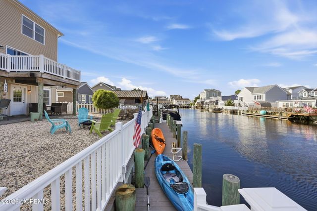 124 Morton Drive, Manahawkin, NJ 08050