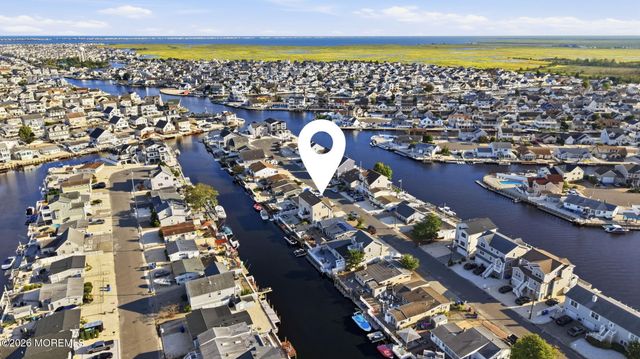 124 Morton Drive, Manahawkin, NJ 08050