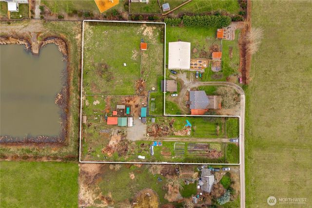 6905 60th St E, Puyallup, WA 98371